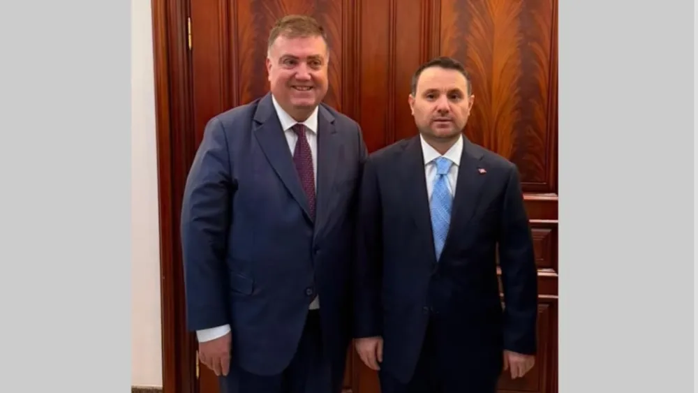 Taksicilerden Bakan Akın Gürlek’e ziyaret… Gündem korsan taşımacılık | Erhan Gülenç